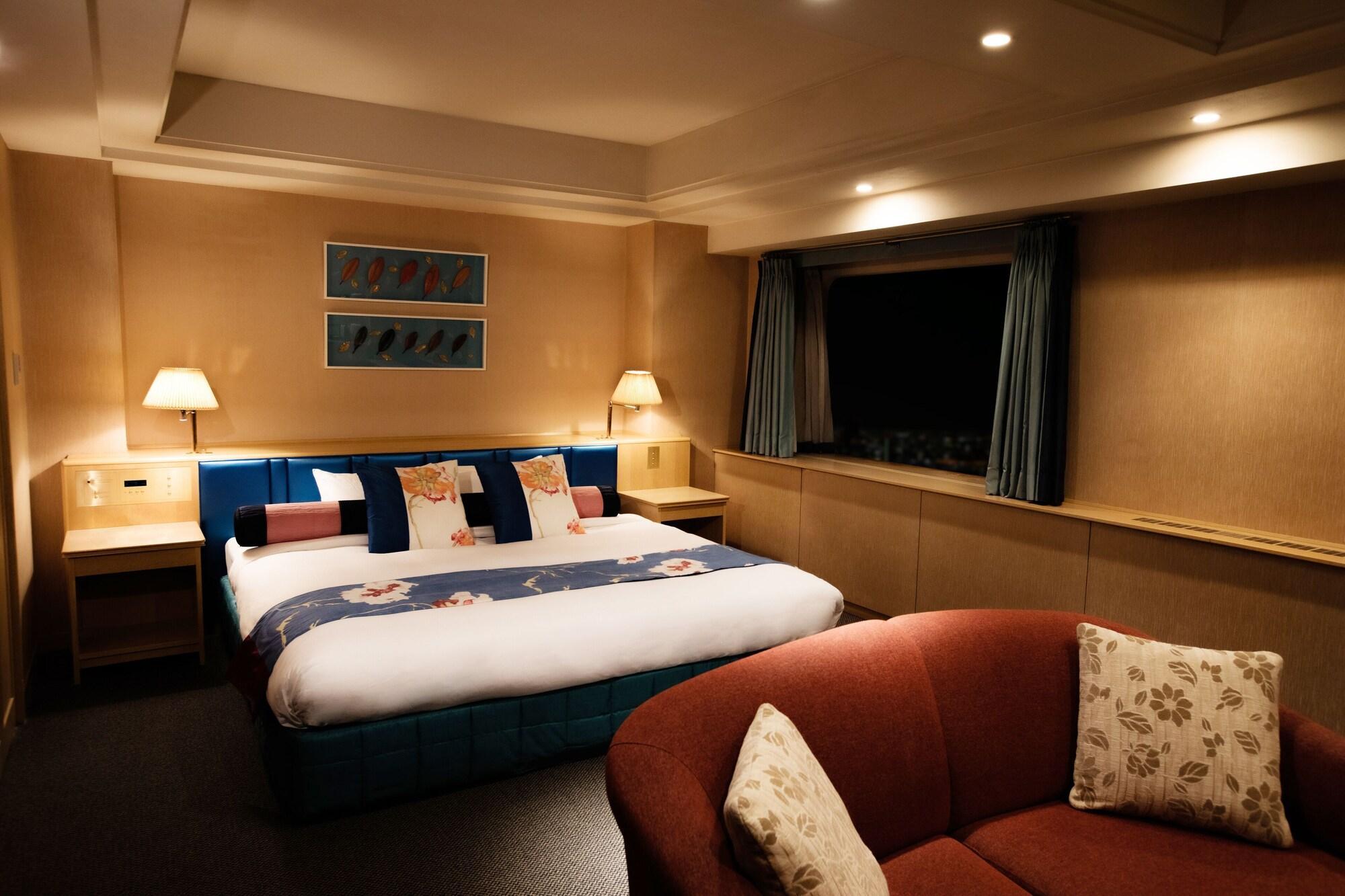 Hotel New Otani Hakata Fukuoka  Exteriör bild A room on board