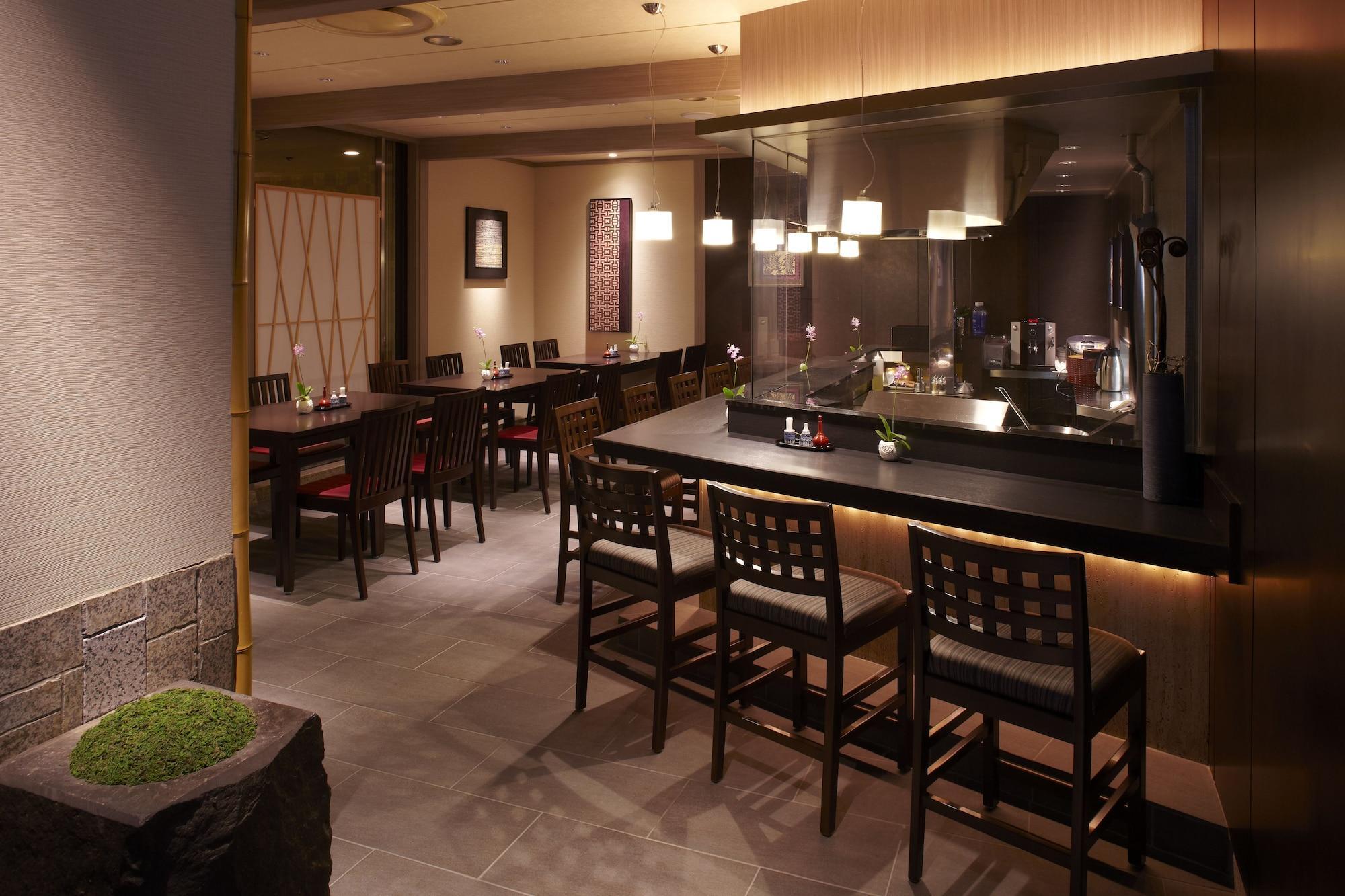 Hotel New Otani Hakata Fukuoka  Exteriör bild A restaurant in Tokyo